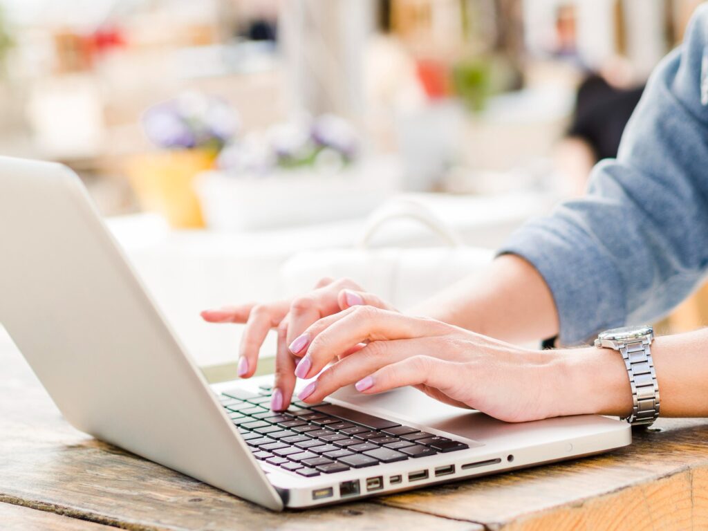 teknik menulis artikel